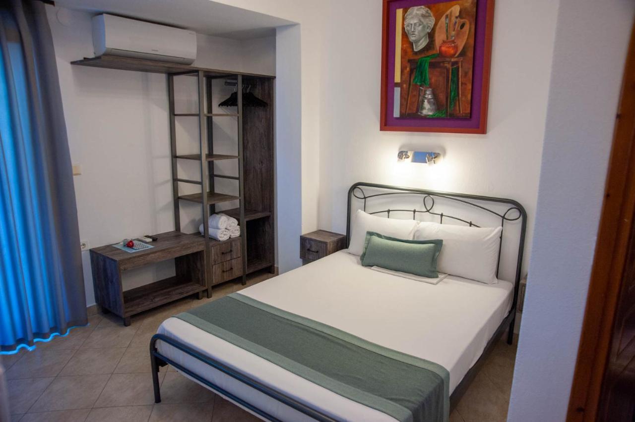 Alexandros Hotel Apartments Vourvourou Exterior foto
