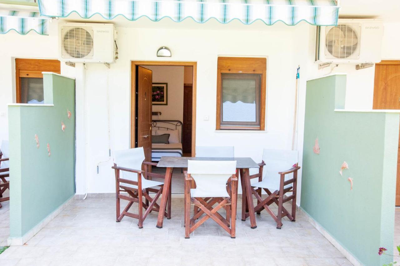 Alexandros Hotel Apartments Vourvourou Exterior foto