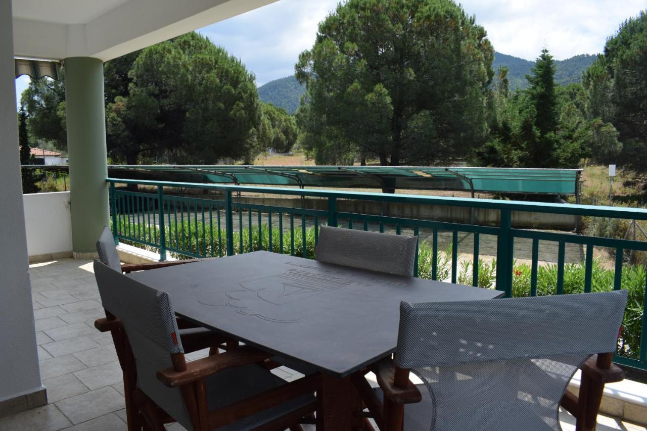 Alexandros Hotel Apartments Vourvourou Exterior foto